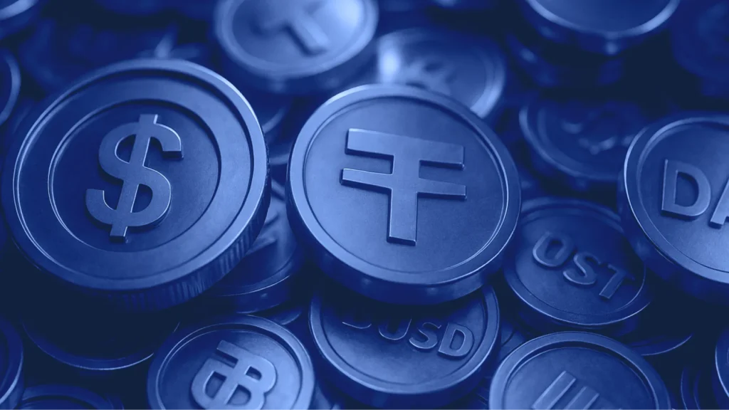 Will Singapore hold stablecoins in state reserves in 2026?