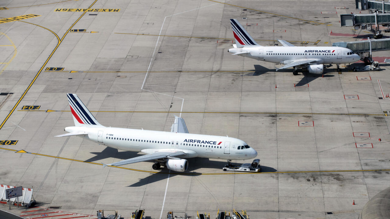France Bans Short-Haul Flights
