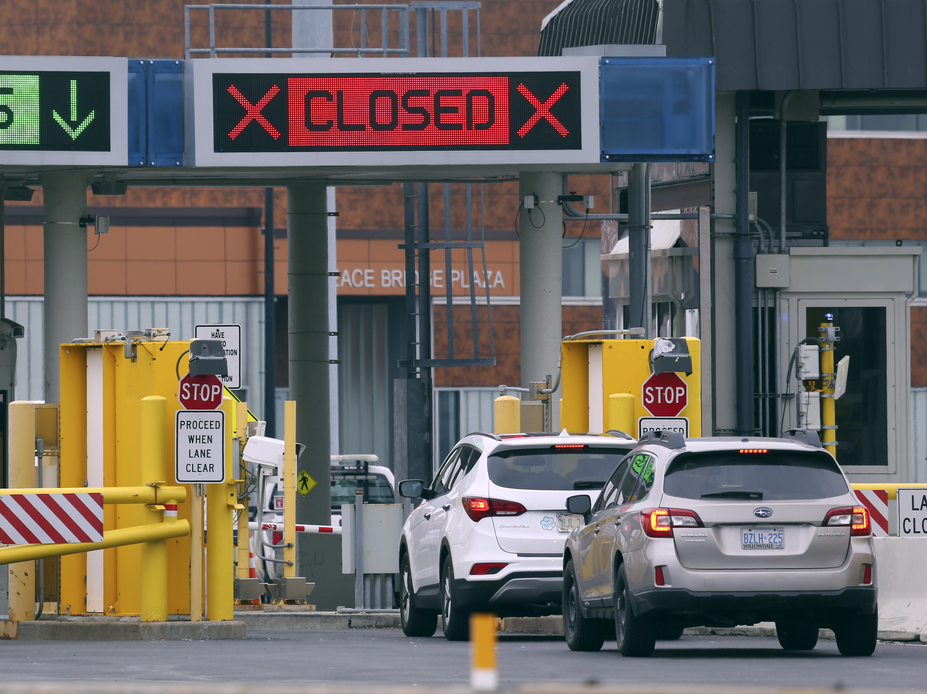 Border Closure Without War