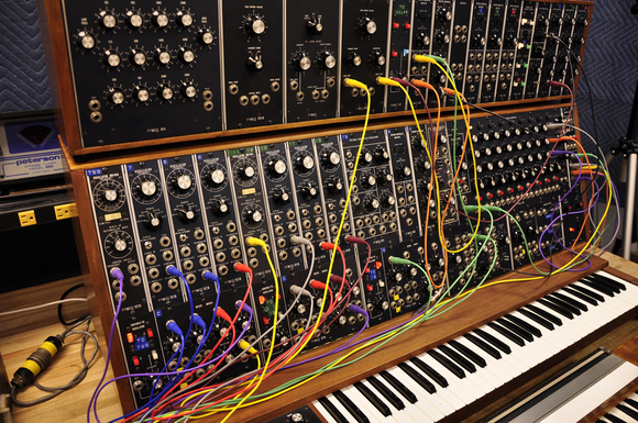 Analog Music Revival