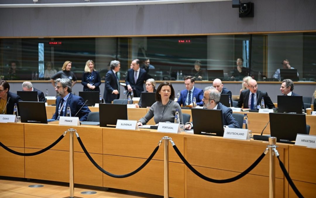 Slovenia Minister Disclosure